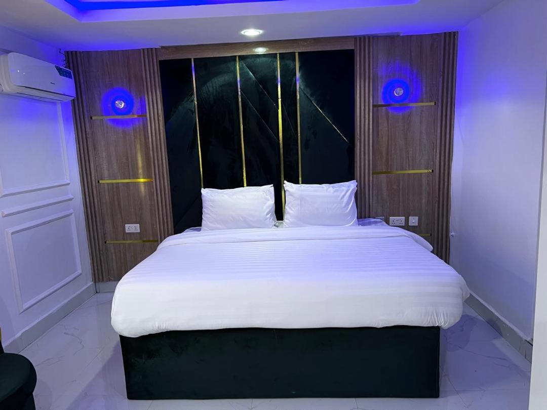 Villa Palazzo Hotel 2 إيكجا المظهر الخارجي الصورة