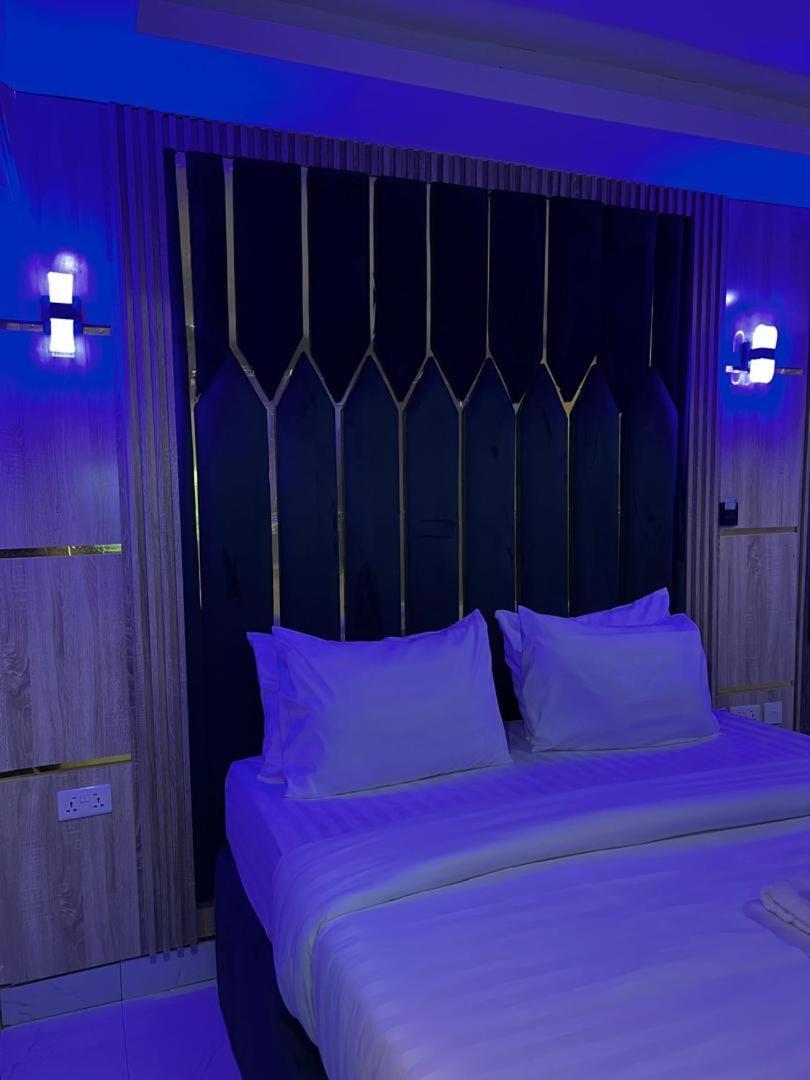 Villa Palazzo Hotel 2 إيكجا المظهر الخارجي الصورة